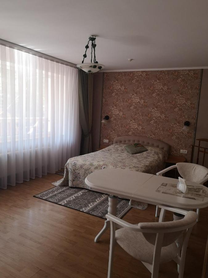 Hotel Yavir Яремче Екстериор снимка